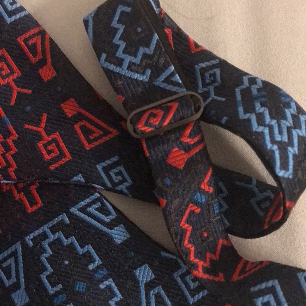 Adjustable bow tie - Picture 7 of 7